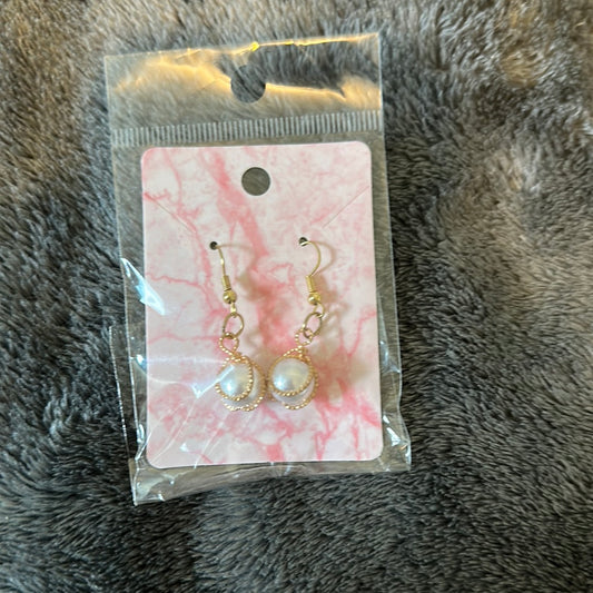 Elegant Pearl earrings