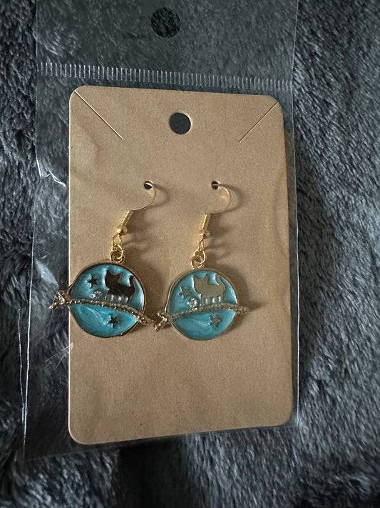 Cat earrings light blue